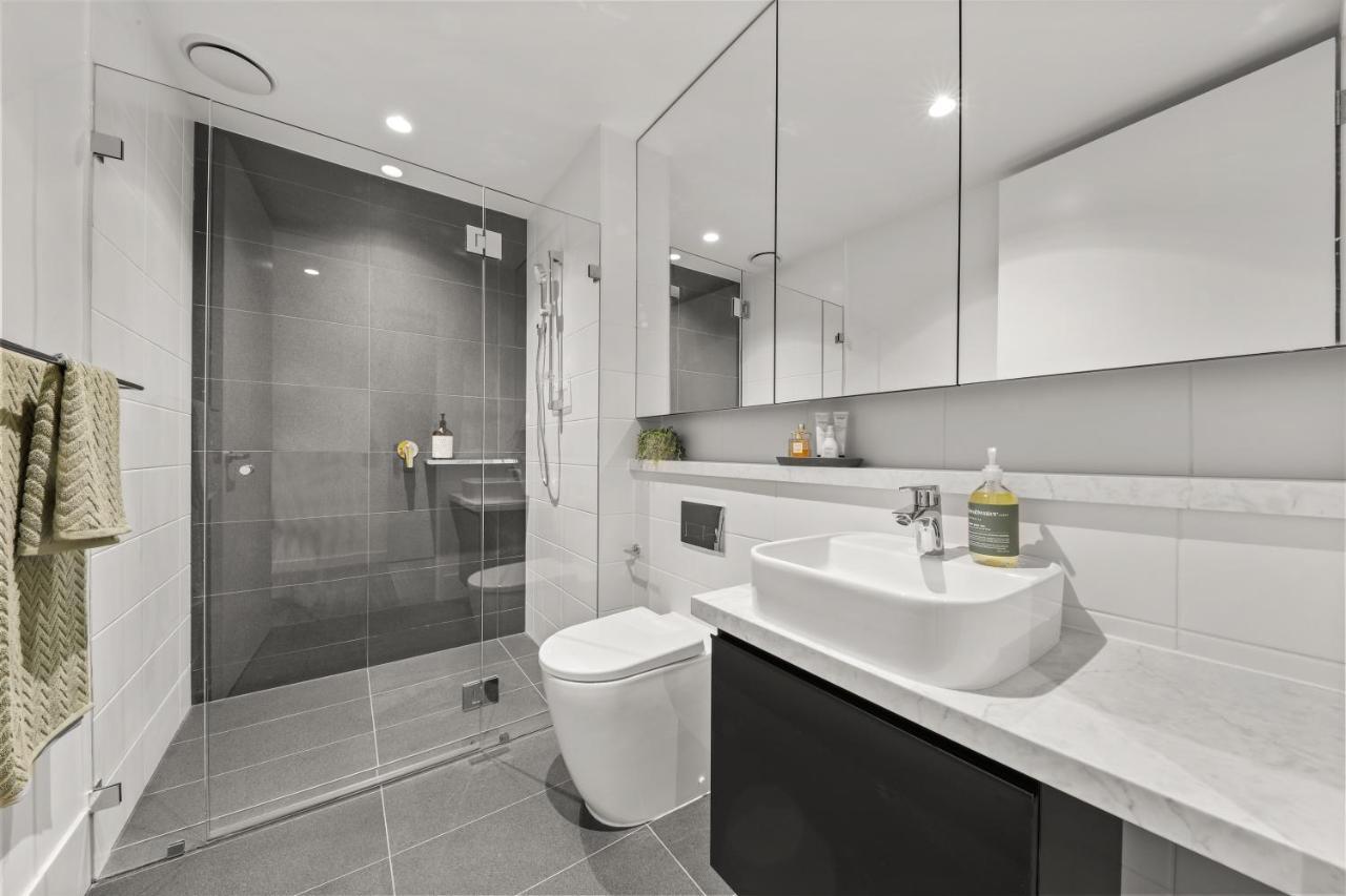 Rambla At Solarino House Aparthotel Melbourne Exterior photo